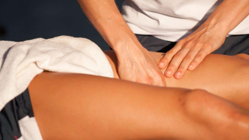 Photo of quadriceps massage for tendinopathy